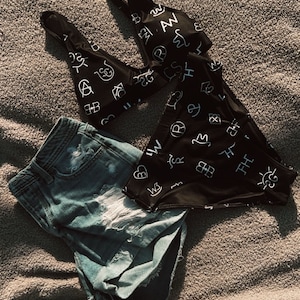 Western Bikini / black cattle brand