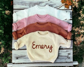 Maglione per neonati personalizzato con nome personalizzato Felpa lavorata a maglia ricamata per la festa del neonato e regalo per la festa della mamma per il suo maglione personalizzato