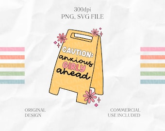 Op de afbeelding: Een geel waarschuwingsbord met de tekst "LET OP: angstig meisje vooruit" in roze en zwarte letters. Het bord is versierd met roze bloemen en glitters.