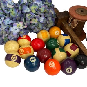 RARE BAKELITE Vintage Miniature 1 1/2 inch Pool Balls Tested