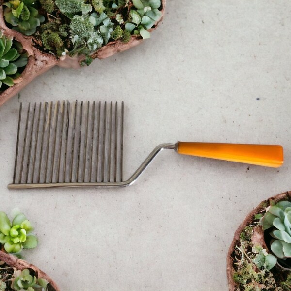 Bakelite Cake Cutter Etsy