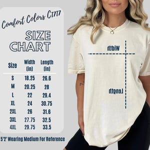Camiseta retro de Jonathan Bailey con colores cómodos de los 90, camiseta gráfica para fans del título de "Hombre más sexy del mundo" de People en 2025, regalo para mujeres y hombres imagen 5