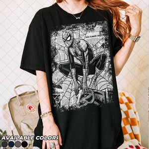 Camiseta retro de los 90 de Spider-Man con colores cómodos, Spider-Man Brand New Day, camiseta para fans del MCU, regalo para mujeres y hombres (camiseta unisex). imagen 2