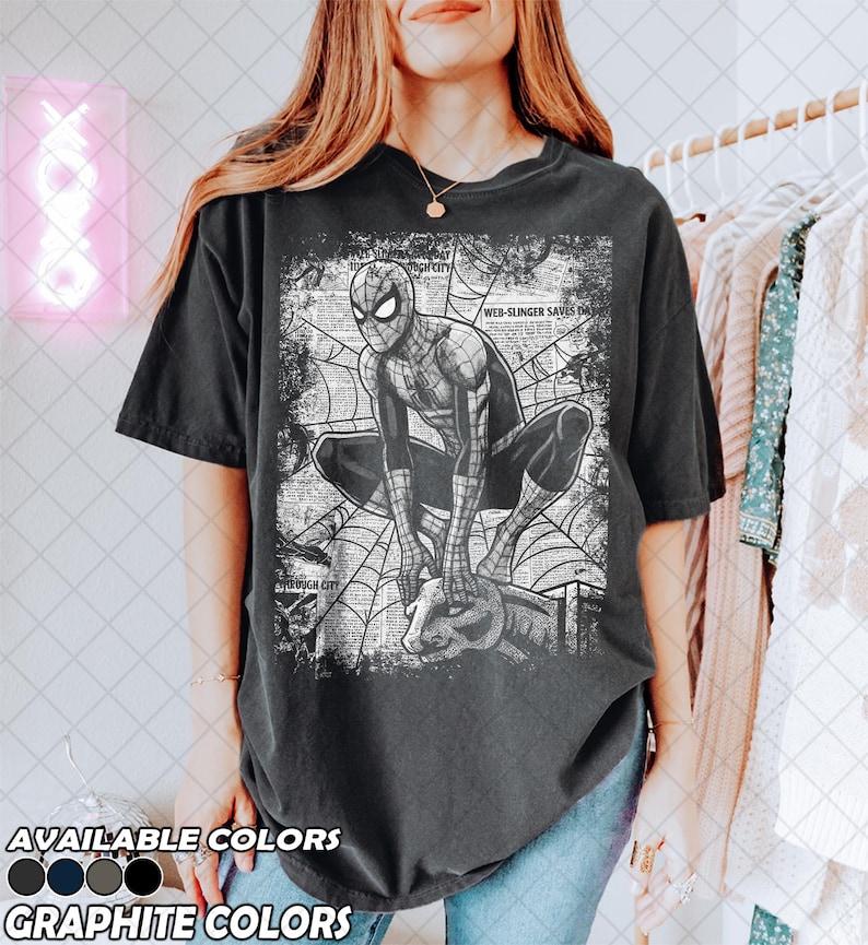 Camiseta retro de los 90 de Spider-Man con colores cómodos, Spider-Man Brand New Day, camiseta para fans del MCU, regalo para mujeres y hombres (camiseta unisex). imagen 4