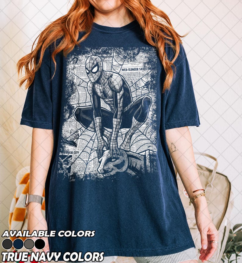 Camiseta retro de los 90 de Spider-Man con colores cómodos, Spider-Man Brand New Day, camiseta para fans del MCU, regalo para mujeres y hombres (camiseta unisex). imagen 3