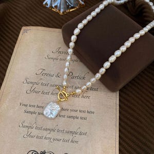 Handmade baroque pearl necklace - 14K gold, natural pearl pendant, women&#39;s handcrafted jewelry, elegant gift idea