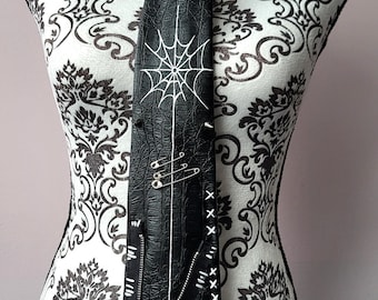 Faux leather tie with spikes | punk fashion | spiderweb | grunge aesthetic | metalhead | alternative outfit | harajuku | NANA | handmade