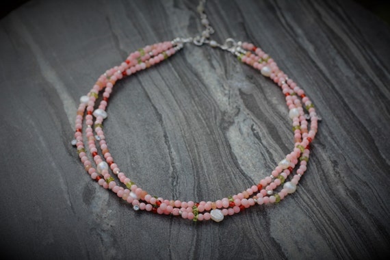 Arethusa coral necklace