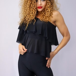 Crop top one shoulder and Legging / Dancewear / Salsa dance / Black color