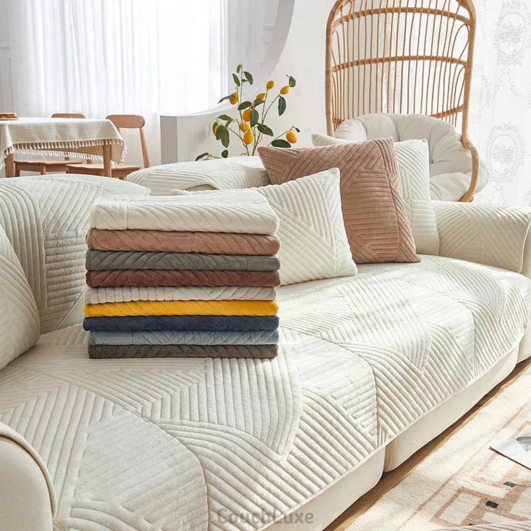 Merry Frost Glow Quilted Sofa Cover NCU0NTD922