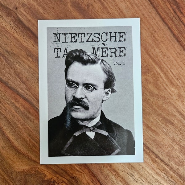 Carte postale amusante Nietzsche ta mère - humour intello à offrir ou afficher dans sa bibliothèque