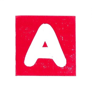 Alphabet Buchstabe ‘A’ handgemachter Linoldruck 10,5x10cm