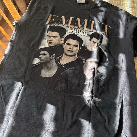 Retro Emmet Cullen Twilight Vintage Distressed Unisex Heavy Cotton