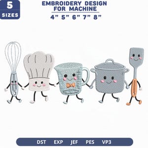 Könnte beinhalten: Ein Stickmuster für Maschinen mit fünf anthropomorphen Küchenutensilien, die sich an den Händen halten. Der Text lautet EMBROIDERY DESIGN FOR MACHINE 4" 5" 6" 7" 8". Die Figuren umfassen einen Schneebesen, eine Kochmütze, einen Messbecher mit Fliege, einen Topf und einen Pfannenwender.