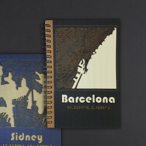 Barcelona Laser Map Journal, Spanien Reisegeschenk Personalisiertes Tagebuch Laser Cut, Einzigartiges Büro Geschenk, Name eingraviert