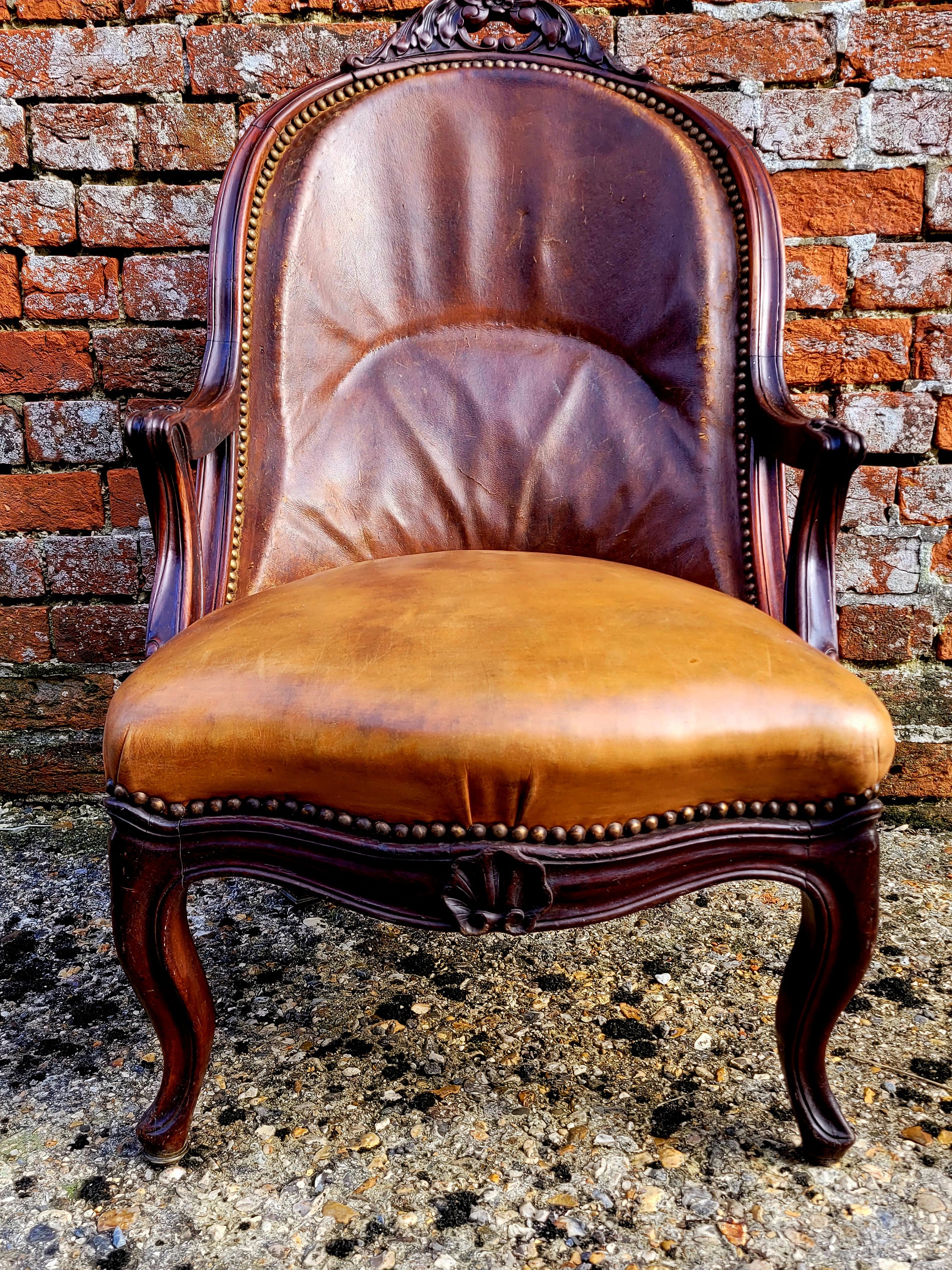 Spoon back armchair sale
