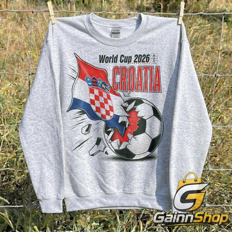 Retro Croatia Soccer World Comfort Colors Shirt, 90s Soccer Team World Graphic Tee image 3