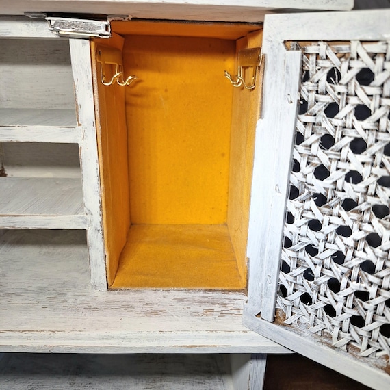 Alte kleine shabby Kommode Holz - kleines Schränkchen Eiche - z. hängen & stellen - Holzschrank Schrank Wand - Schmuck Schlüssel - shabby