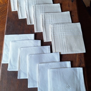 1 of 4 sets of 6 cloth napkins - linen napkins - cotton damask - monogram UN and without monogram - vintage - 50s