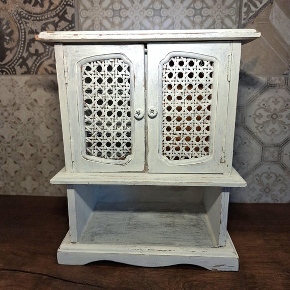 Alte kleine shabby Kommode Holz - kleines Schränkchen Eiche - z. hängen & stellen - Holzschrank Schrank Wand - Schmuck Schlüssel - shabby
