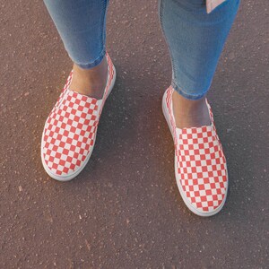 Vans Checkerboard Clasico Slip On VN0A4BUTXOC Ceris True White Red Siam Glass Crystal Rhinestone Sneakers Big Kids Size 2.5 NEW with Box Etsy Espana