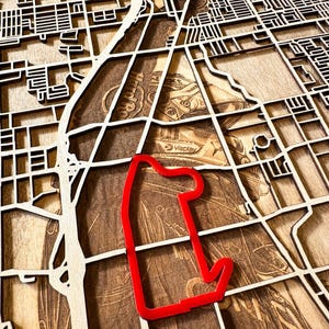 Mapa de la final de la F1 en Las Vegas, regalo para papá, San Valentín y novio. Mapa único de la ciudad y la carrera de Fórmula 1 en madera estratificada para un nuevo hogar.