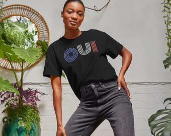 Cropped OUI Tee: Boxy Fit Slogan T-Shirt - Organic Cotton Sustainable - TriColour Graphic T-Shirt - French Vibes Tee - Women's Slogan Tee