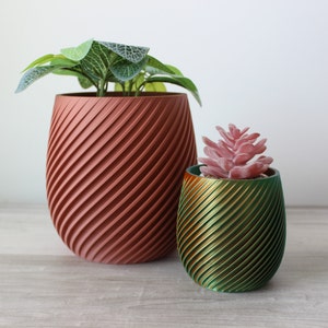 Spiral Planters Pot with Hidden Drip Tray, 3D Printed Home Decor Gift, Modern Planter Design