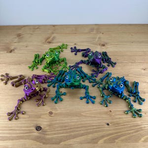 Articulating Frog Skeleton Fidget Toy, Desk Fidget Toy