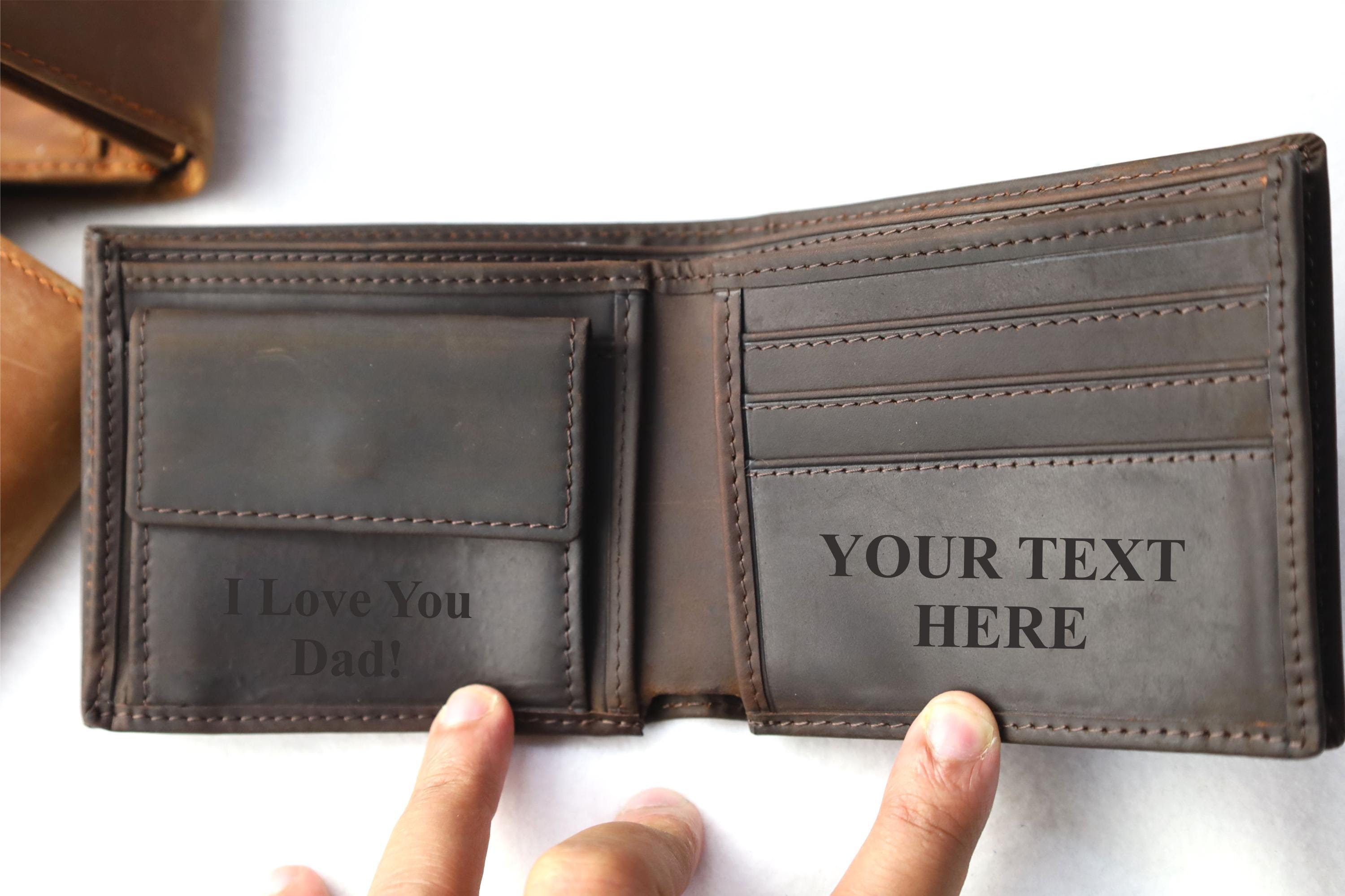 Portafoglio in pelle nera per uomo, nome personalizzato, regalo per il marito, porta carte RFID in pelle con incisione laser per il terzo anniversario, con tasca portamonete - Italia