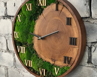 Wooden Moss Wall Clock, Scandinavian Green Moss Home Decor, Wooden Art, Wood Saw Clock.