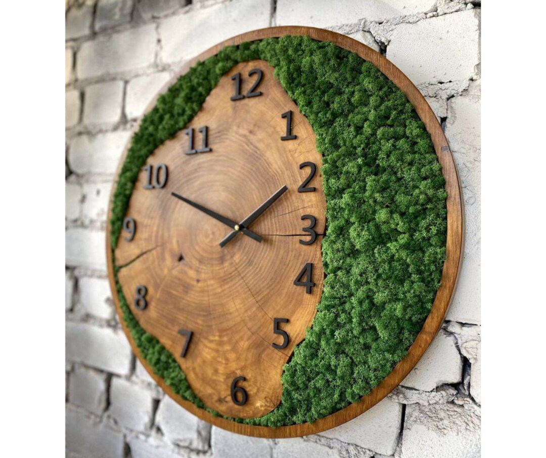 Wooden Wall Clock With Moss, Scandinavian Green Moss Home Decor, Wood ...