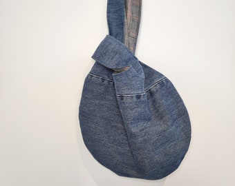 Borsa con nodo giapponese in denim riciclato