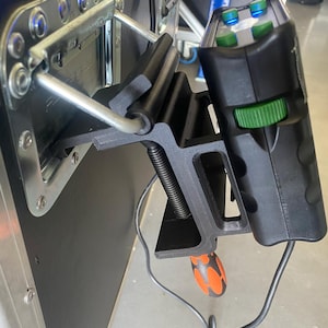 AV Comms holder and clamp, for GreenGo, ClearCom, Riedel Bolero, RTS beltpack, flightcase hook & clamp, US price-incl. all taxes and tariffs