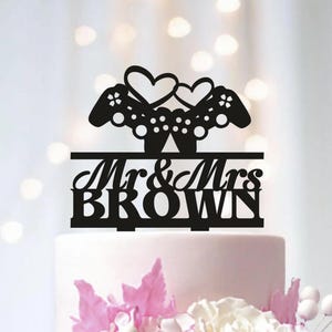 Level Unlocked Cake Topper: Gamer Wedding, Video Game Controller