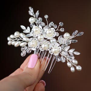 Pearl Rhinestone Flower Hair Comb - Etsy display picture 2