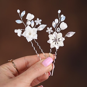 Set of 2 floral bridal hair pins. Wedding Hair Pins. Pearl Hair Pins. Bridal Hairpins. Hair Pins for Wedding SLpin1060s