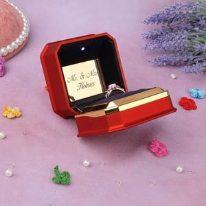 Caja doble para anillos con LED: Organizador de anillos de compromiso de terciopelo imagen 7
