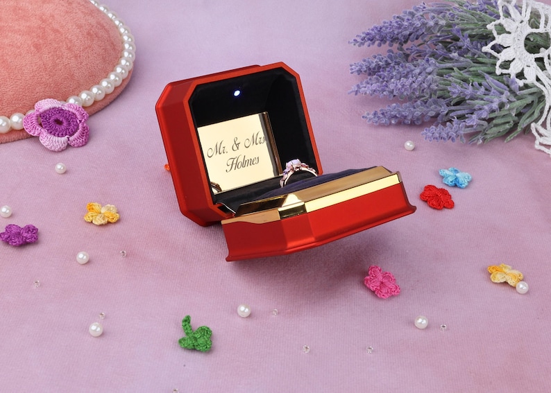 Caja doble para anillos con LED: Organizador de anillos de compromiso de terciopelo imagen 7
