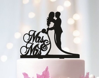 Lesbian wedding or anniversary cake topper, Mrs and Mrs cake plug, same sex wedding, women silhouette personalized wedding accessories