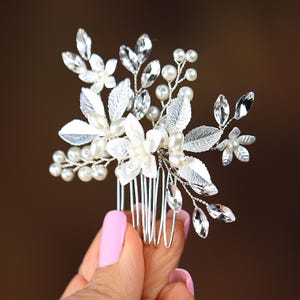 Silver Flower Bridal Comb: Pearl & Crystal Wedding Hair Jewelry