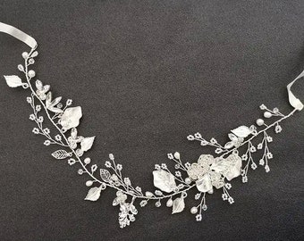 Floral wedding headpiece. Flower bridal hair vine. Wedding hair jewelry. Silver bridal hair piece. Wedding hair piece SLband0486s