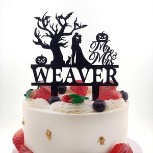 Halloween wedding cake topper, Gothic Wedding cake topper, pumpkin cake topper, bat cake topper, Halloween Cake Decoration T194