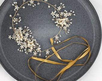 Floraler Hochzeits Haarschmuck. Blumen Brautkranz. Gold Braut Haarschmuck. Strass-Haarkranz. Hochzeit Haarteil SLband0155g