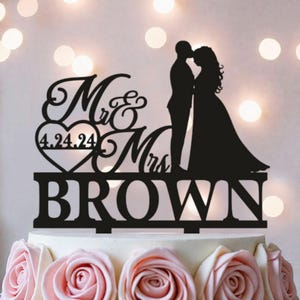 Plus Size Wedding Cake Topper: Curvy Bride & Groom Silhouette