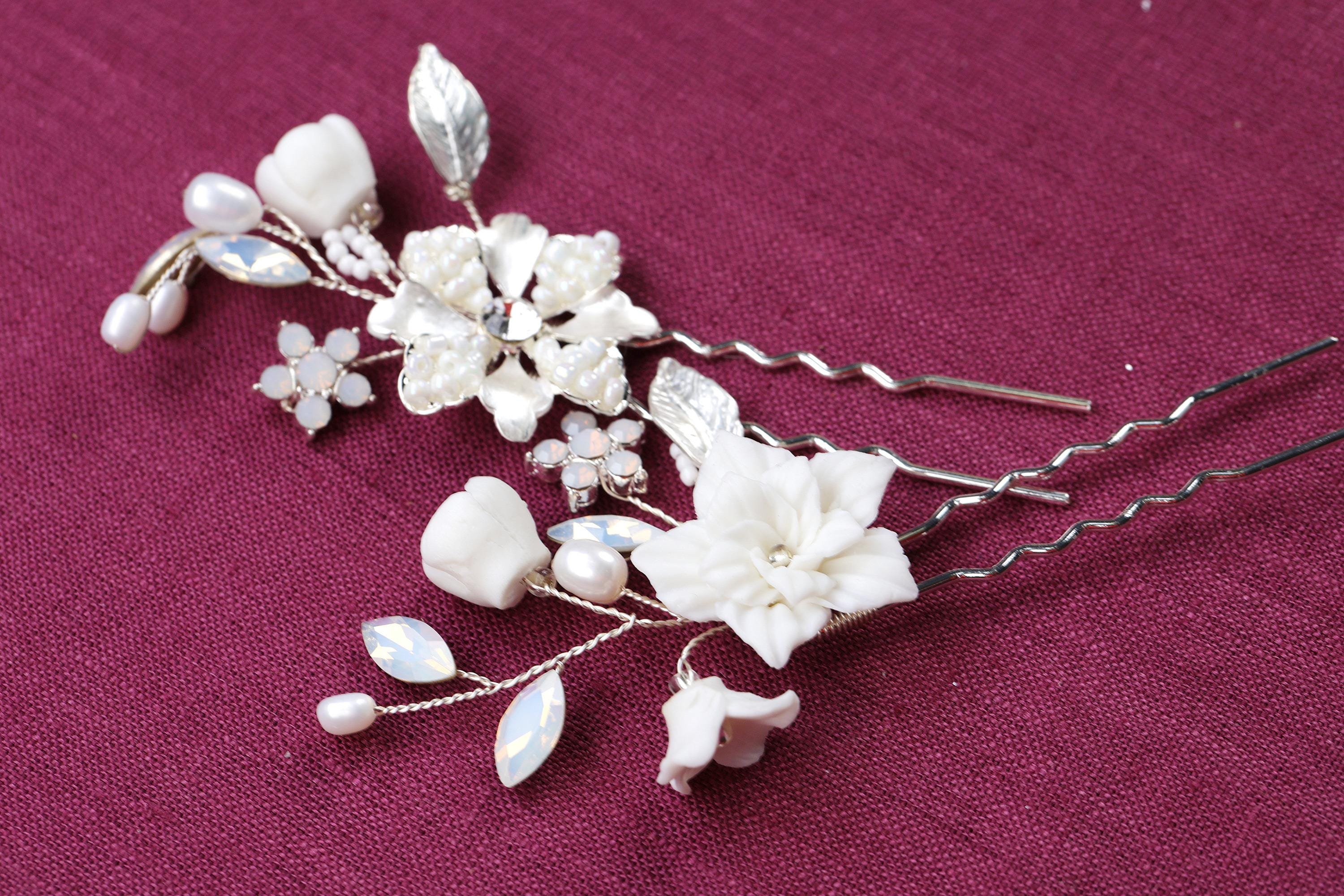 Porcelain Flower Bridal Hair Pins: White Pearl Wedding  display picture 3