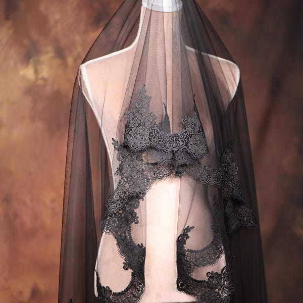 Black Lace Wedding Veil: 63 Inch Gothic Bridal Veil