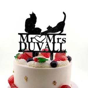 Personalisierte Katzen Hochzeitstorte Topper: Braut und Bräutigam mit Haustier