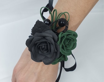 Emerald green wedding corsage, flower girl rose bracelet, prom wrist band, floral bridesmaid corsage, bride accessories, mother of the groom