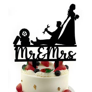 Adorno para tarta de bodas de mecánico: Novia, novio y herramientas de llave inglesa